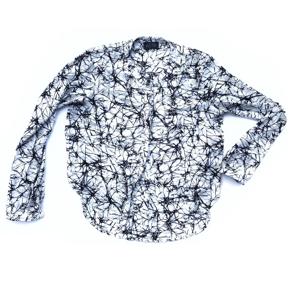 🖤Barbwire Button Down - Picture 1 of 5